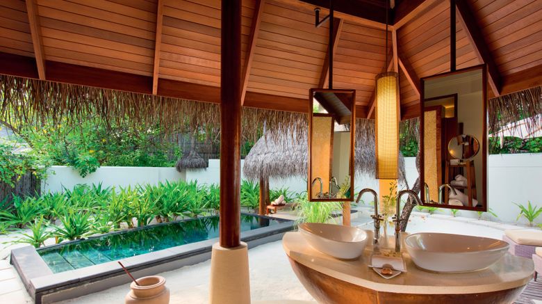 <b>Constance Halaveli Resort Maldives Room</b>. Images powered by <a href=_-6.html title="Leonardo Worldwide" target="_blank">Leonardo</a>.