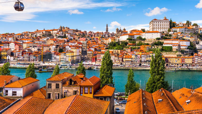 Oenophiles will want to imbibe in Porto, Portugal’s second largest city. // © 2017 iStock