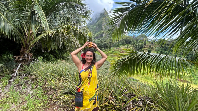 Yvette, of Moorea VIP Tours, shares her wealth of local knowledge with passion, personality and humor.